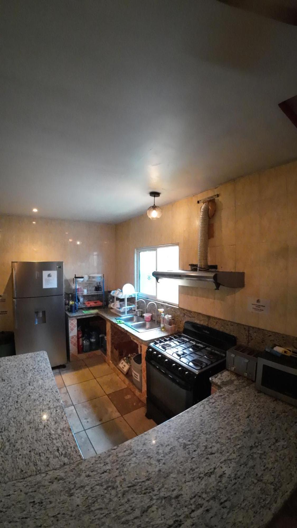 Cataleya Hostel بوكاس تاون المظهر الخارجي الصورة